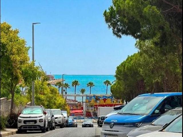Piso en venta en avenida Pare Castro, Sant Carles de la Ràpita, de 64 m² 3 habitaciones por 114.000