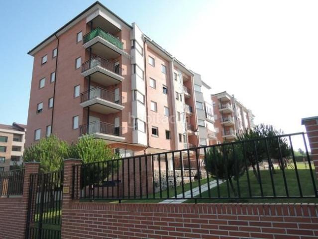 Piso en venta en Ávila, Hervencias Altas El Pinar. Se vende Piso en la localidad de Ávila. Sin Posesión. Pisos.