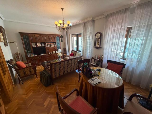 Piso en venta en Ávila, San Antonio. Piso en zona de San Antonio, Seminario. Pisos.