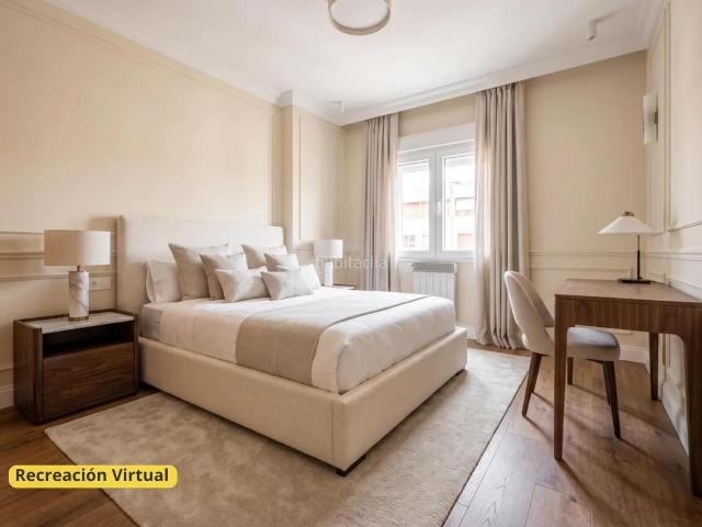 Piso en venta en Ávila, San Antonio. PISO EXTERIOR con TERRAZA y ASCENSOR en Zona NORTE. Pisos.