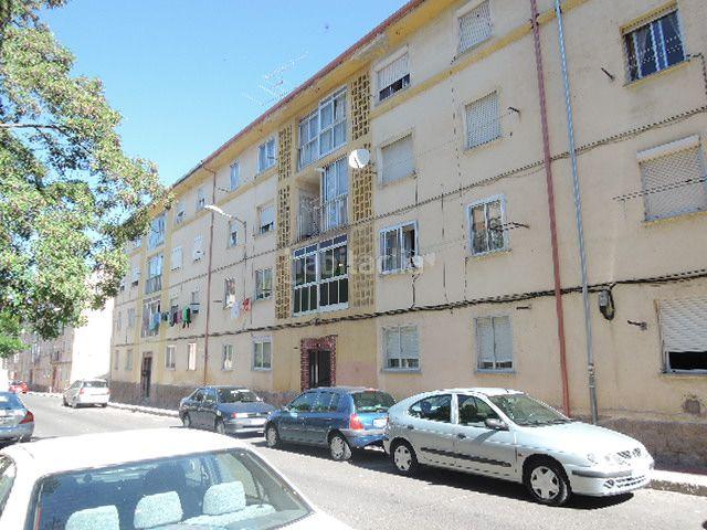 Piso en venta en Ávila, San Antonio. Pisos.