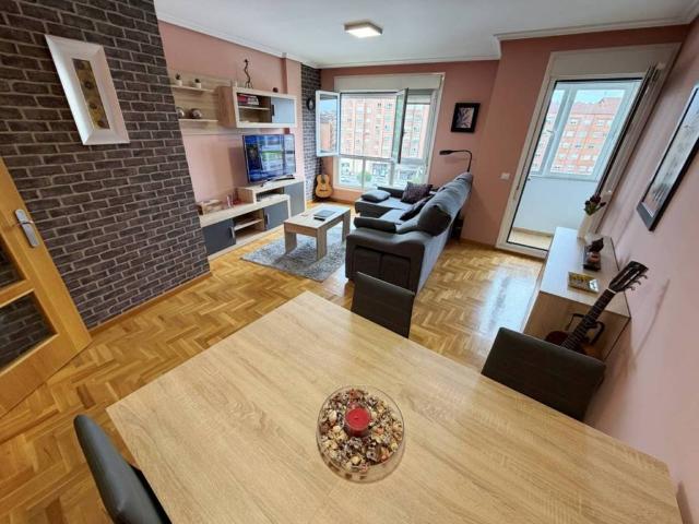 Piso en Venta en Avilés