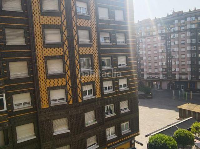 Piso en venta en Avilés, Versalles. PISO EN VENTA EN PUERTA DE LA VILLA. Pisos.