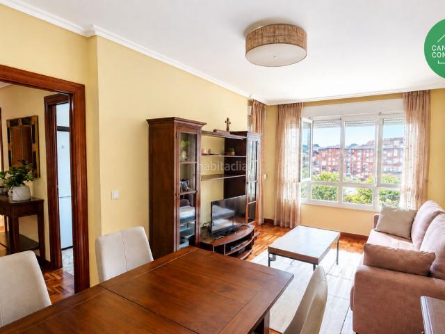 Piso en venta en Avilés, Centro. Pisos.