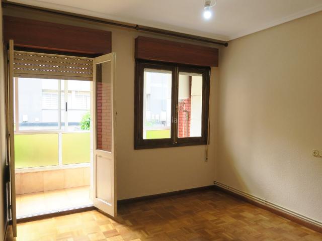 Piso en venta en Avilés, Centro. Pisos.
