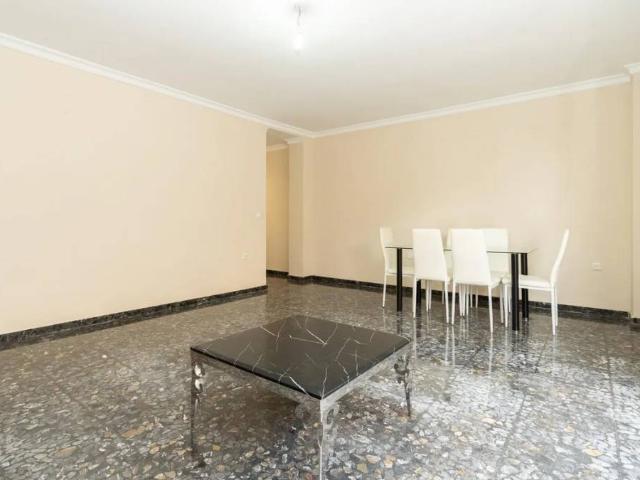 Piso en Venta en Ayuntamiento