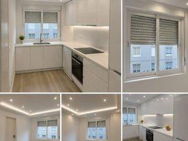 Piso en venta en A Coruña, A Coruña Rías Altas