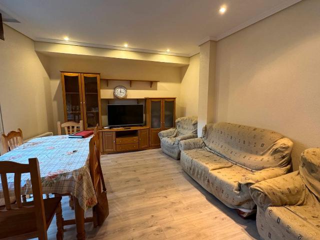 Piso en Venta en A Cañiza