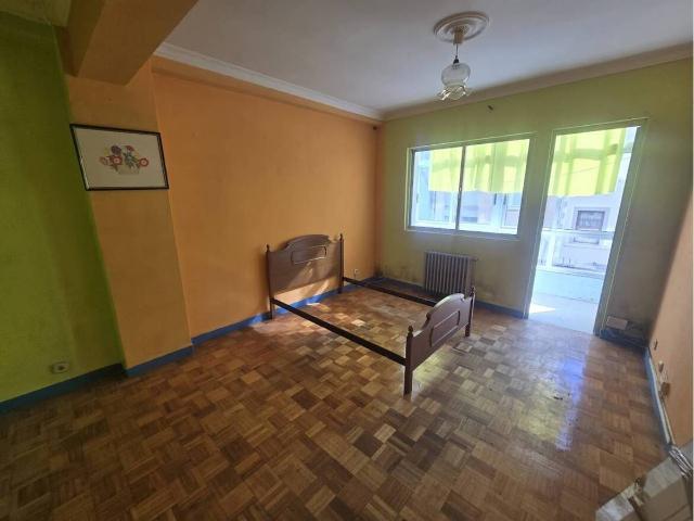 Piso en Venta en A Milagrosa