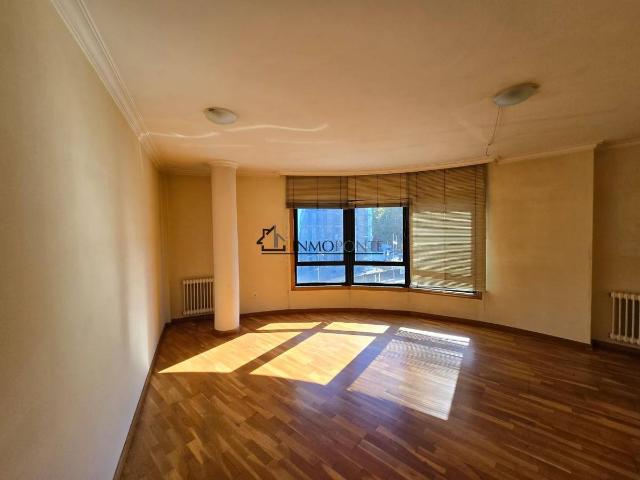 Piso en Venta en A Parda