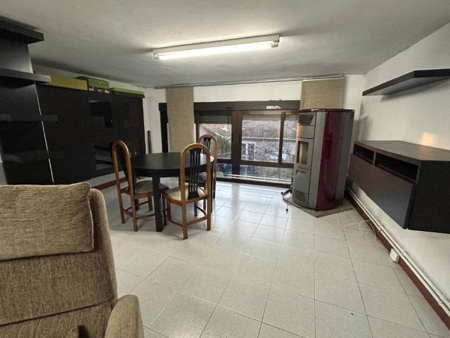 Piso en Venta en A Peroxa