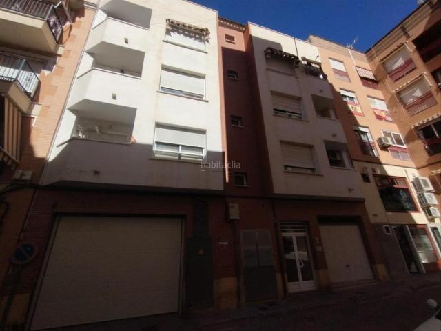 Piso en venta en Abarán. Vivienda con garaje y trastero. Pisos.