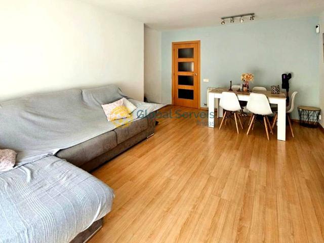 Piso en Venta en Abrera