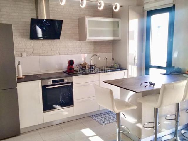 Piso en venta en Adeje, Casco Urbano. El Galeón Adeje 2BD PKG 274.900. Pisos.