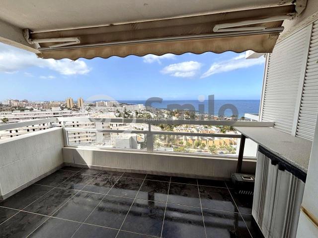 Piso en venta en Adeje, Playa de las Américas. Apartamento en Playa de Las Américas, complejo Ponderosa. Pisos.