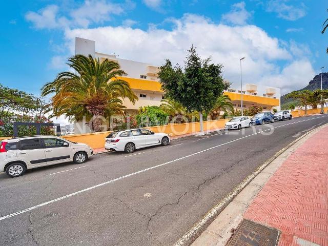 Piso en venta en Adeje, Playa Fañabé Alto. Pisos.