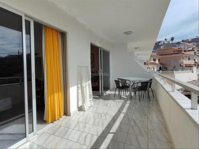 Piso en venta en Adeje, San Eugenio Alto. Costa Adeje San Eugenio Alto Smilo Properties les presenta en esta ocasión: En la zona residencial de San Eugenio Alto, Cos. Pisos.