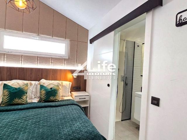 Piso en venta en Adeje, San Eugenio Alto. Amplio apartamento en Costa Adeje. Pisos.