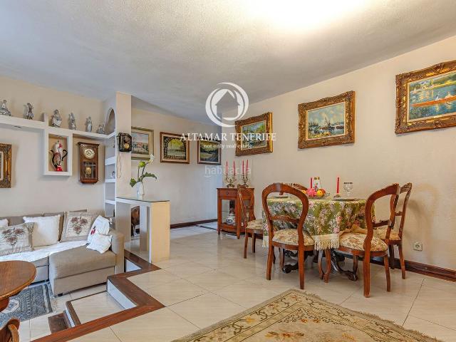 Piso en venta en Adeje, Torviscas Bajo. Bungalow en Venta en el Corazón de la Zona Turística. Pisos.