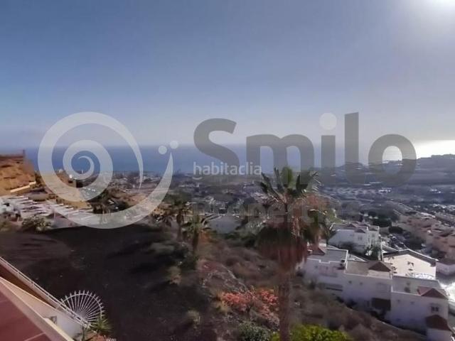 Piso en venta en Adeje, Torviscas Centro y Alto. AMPLIO APARTAMENTO CON GRAN TERRAZA Y ESPECTACULARES VISTAS AL MAR EN THE SUNSET, TORVISCAS ALTO COSTA ADEJE. Pisos.