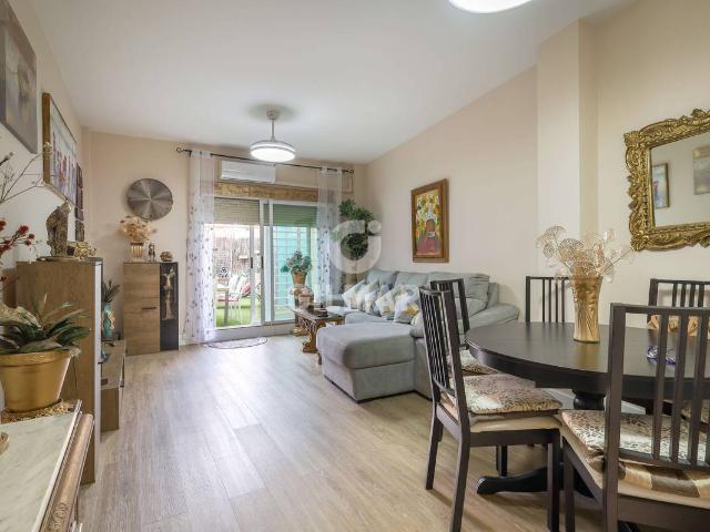 Piso en Venta en Adelfas