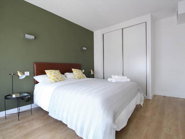 Piso en Venta en Adelfas