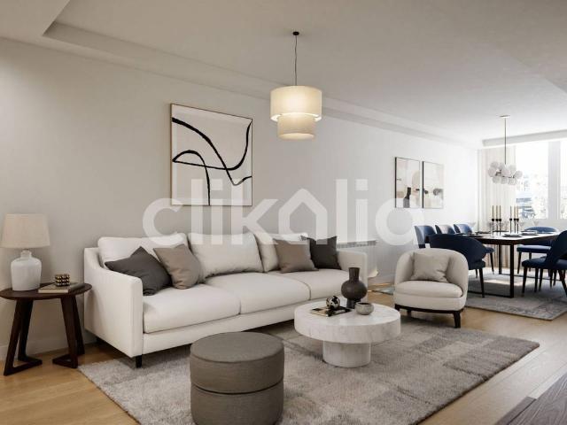 Piso en Venta en Adelfas