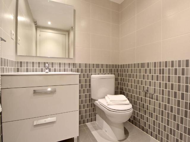 Piso en Venta en Adelfas