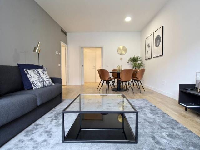 Piso en Venta en Adelfas