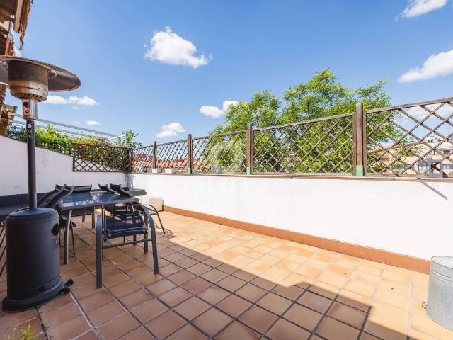 Piso en Venta en Adelfas