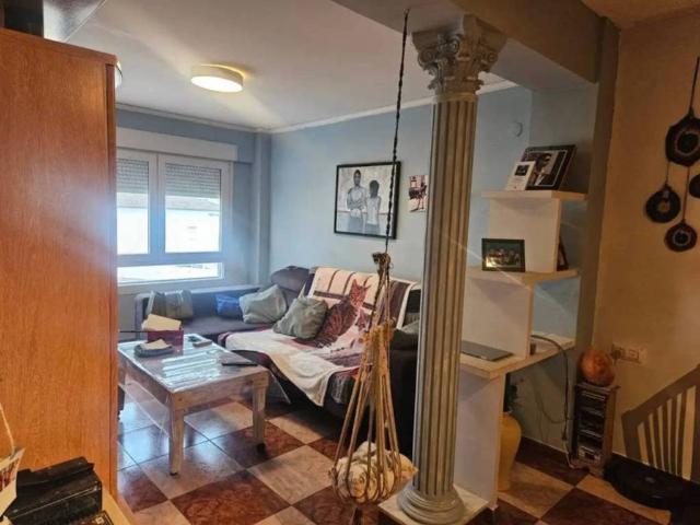 Piso en Venta en Ador