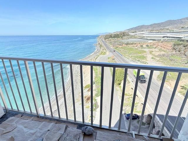 Piso en Venta en Adra