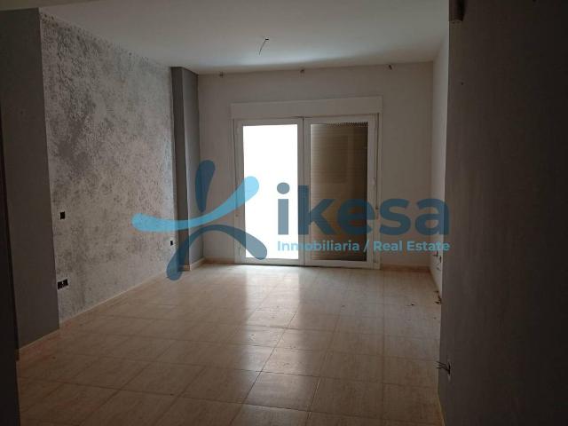 Piso en Venta en Adra