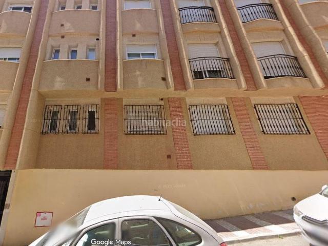 Piso en venta en Adra. SE VENDE inmueble ALQUILADO en Adra. Pisos.