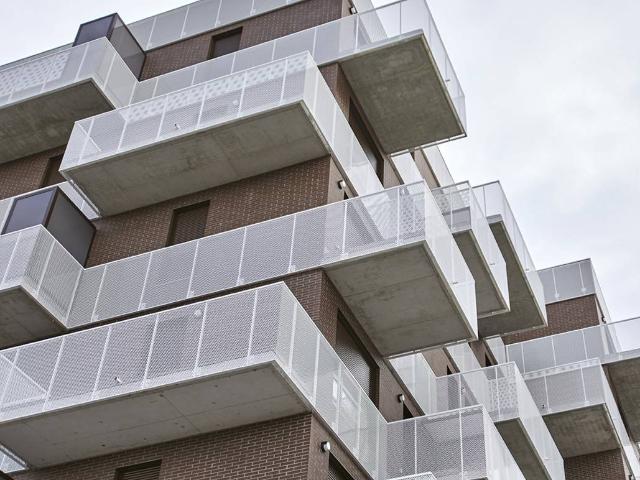 Piso en Venta en Adurtza