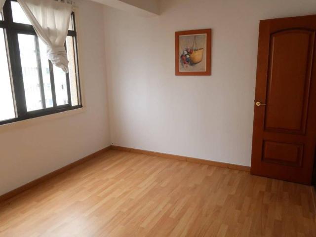 Piso en Venta en Agra del Orzán Ventorrillo