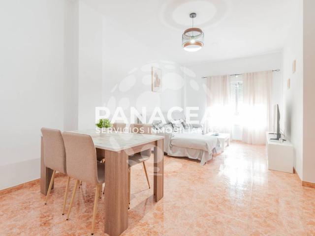 Piso en Venta en Aguadulce Sur