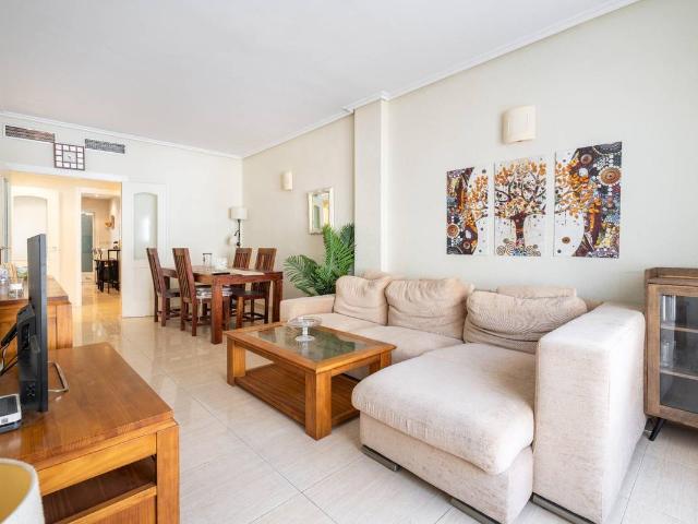 Piso en Venta en Aguadulce Sur
