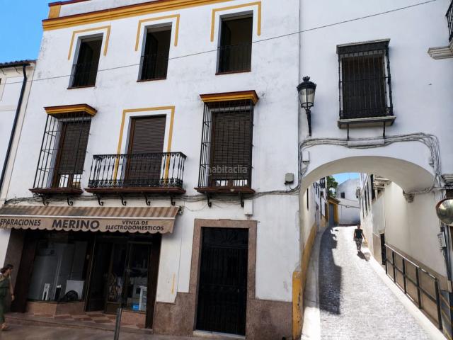 Piso en venta en Aguilar de la Frontera. Magnífico piso en venta en pleno centro de Aguilar de la Frontera. Pisos Aguilar de la.