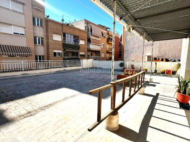Piso en venta en Águilas, Casco Antiguo. Amplio piso con gran terraza en Águilas. Pisos.