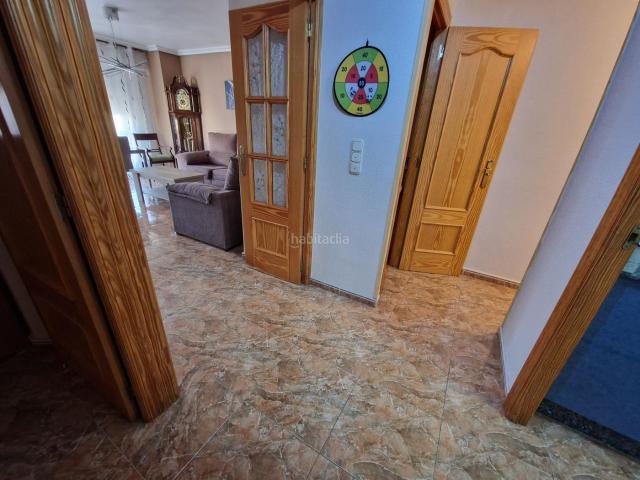 Piso en venta en Águilas, Casco Antiguo. Amplio y Moderno Piso en el Corazón de Águilas por 134,900. Pisos.