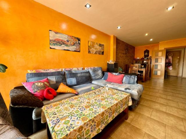 Piso en venta en Águilas, Casco Antiguo. Piso de 3 dormitorios en La Huerta. Pisos.