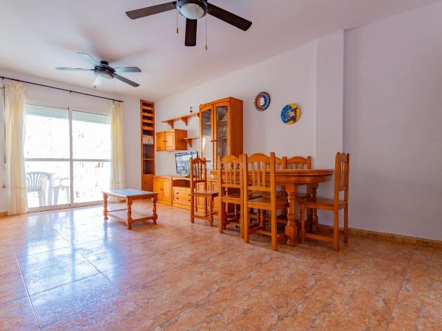 Piso en venta en Águilas, Delicias. Amplio Piso con Vistas al Mar en el Paseo de Parra, Águilas. Pisos.