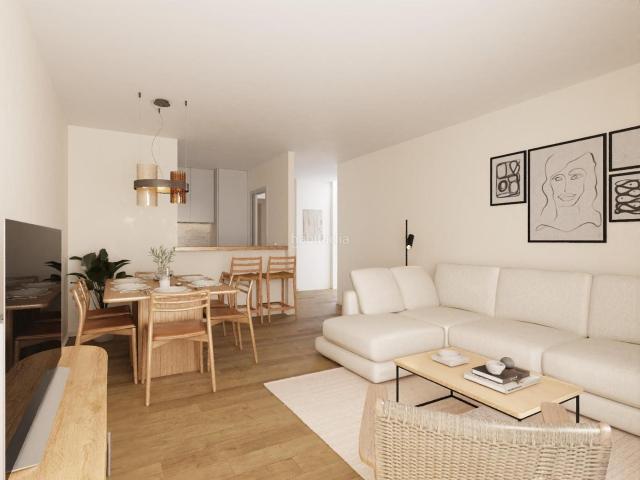 Piso en venta en Águilas, Delicias. Ático de 3 dormitorios con amplia terraza en residencial con piscina. Segunda linea de Las Delicias. Pisos.