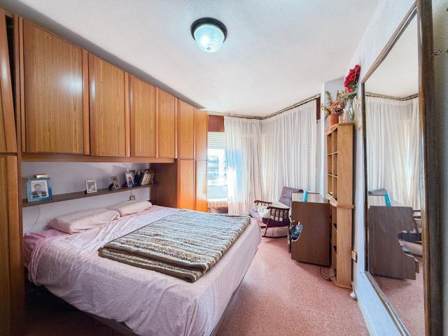 Piso en venta en Águilas, Delicias. Te presentamos esta fantástica vivienda en venta en Paseo de Parra, una de las zonas más demandadas de Águilas, gracias a su cerca. Pisos.