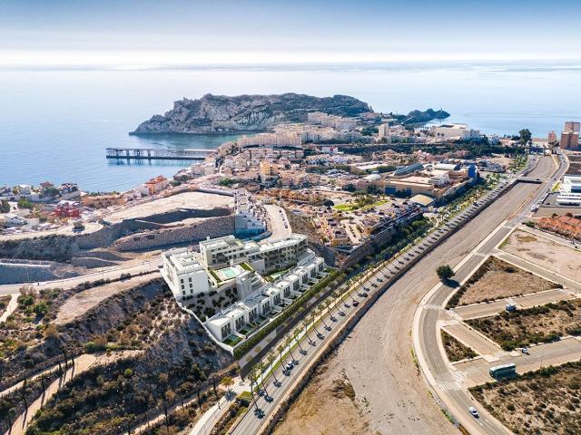 Piso en venta en Águilas, Isla del Fraile. Villa Semidetached de 4 dormitorios en venta en Águilas, con piscina. Pisos.