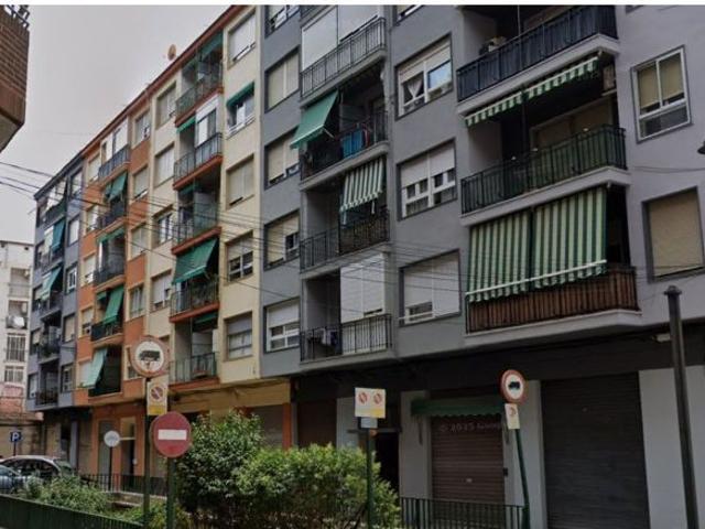 Piso en Venta en Alcoyes, Alicante