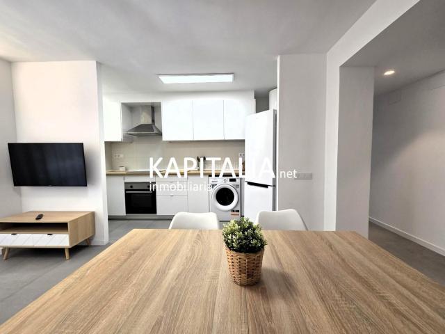 Piso en venta en Alcoi, Santa Rosa. Amplio y Moderno Piso Reformado en Santa Rosa, Alcoy Alcoi por 129.000. Pisos.