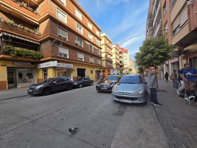 Piso en venta en Alcoi, Zona Nord. Piso con terraza y ascensor en Alcoy. Pisos.