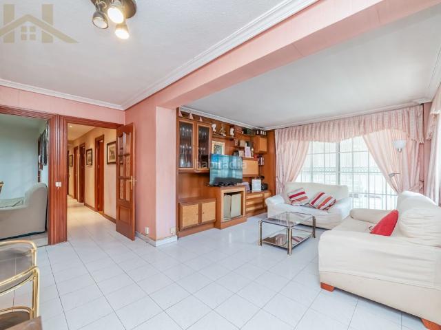 Piso en venta en Alcorcón, Parque Lisboa La Paz. Piso en venta en Avenida de los Derechos Humanos, Alcorcón. Pisos.